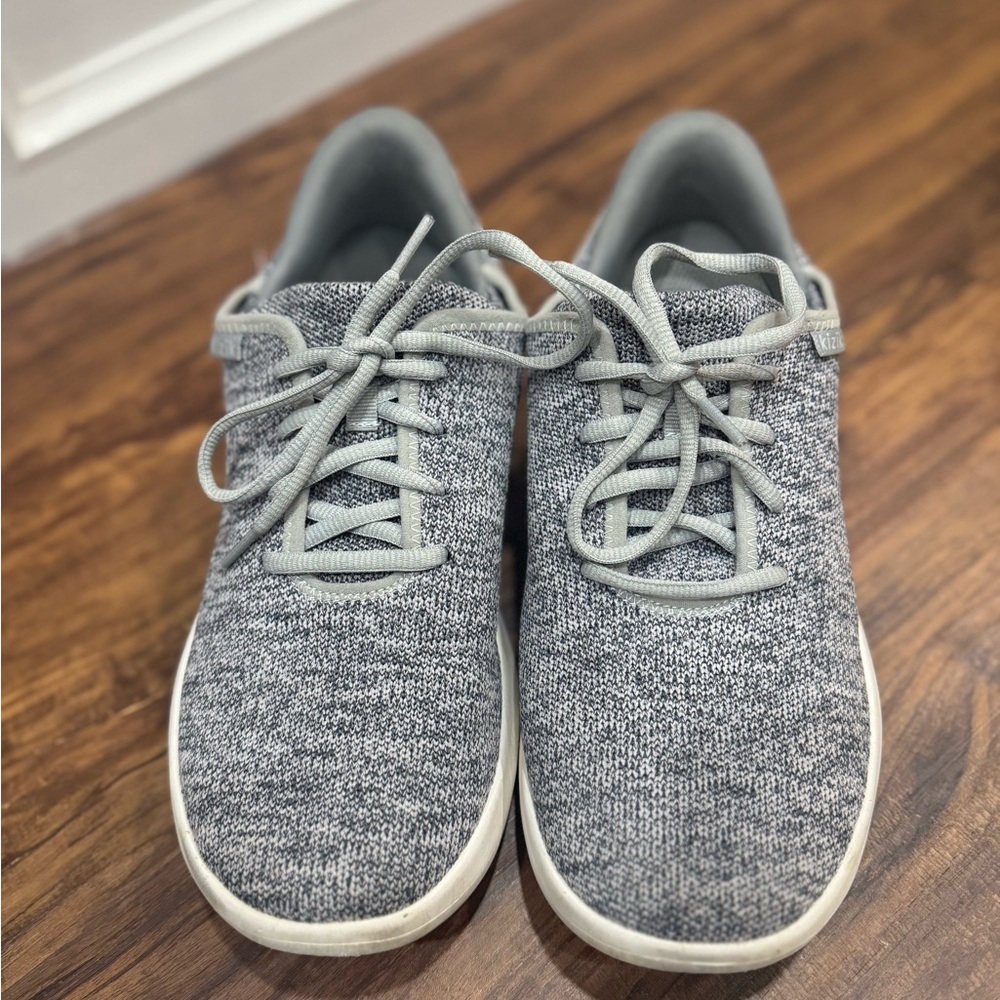 Kizik Madrid Gray Step-in Sneakers